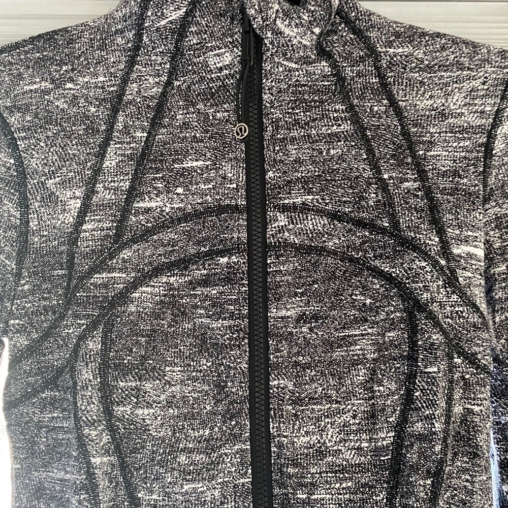 Lululemon zip up - Picture 2 of 7